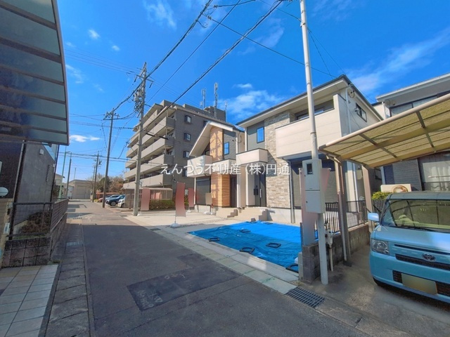 KEIAI GRACE鳴海町5期の前面道路含む現地写真