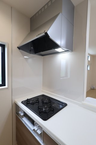 《仲介手数料無料》川越市上野田町13-26新築一戸建てリーブルガーデンのキッチン