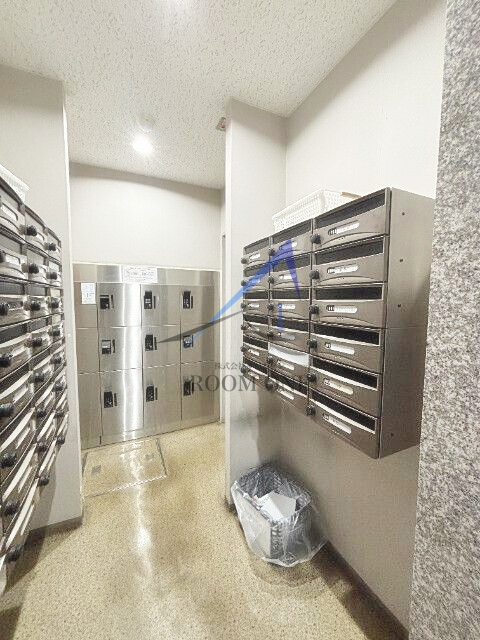 ヴィルラフィーネ東新宿のその他共用部分|集合ポストです。