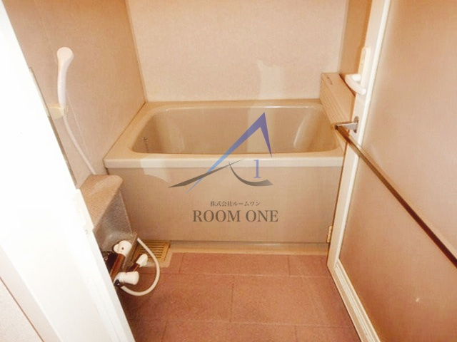 ヴィルラフィーネ東新宿の浴室|お風呂です。