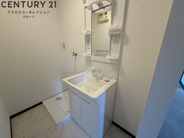 独立洗面化粧台付きでおすすめです！
