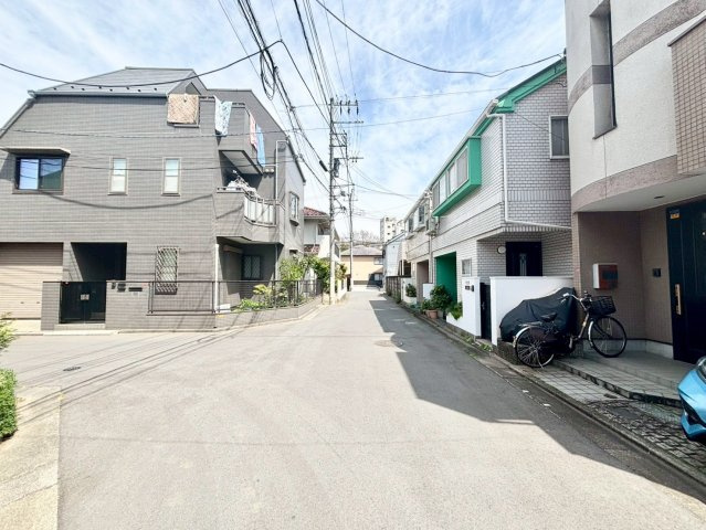 杉並区上高井戸1丁目  新築戸建の前面道路含む現地写真|現地写真
