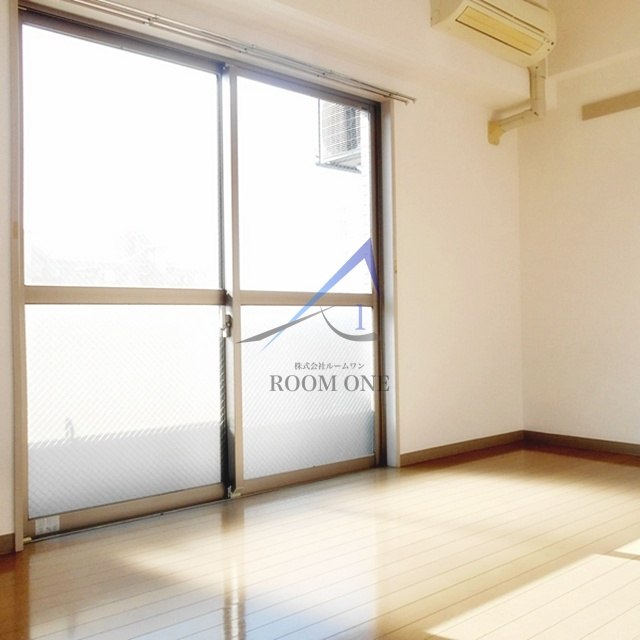 エムエーパレス日吉の居間・リビング|洋室のお部屋です。