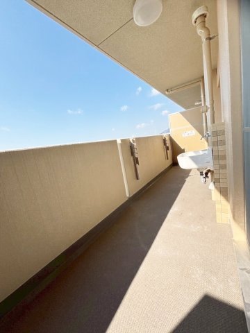 プレサンス神戸和田岬ステーションフロントのバルコニー