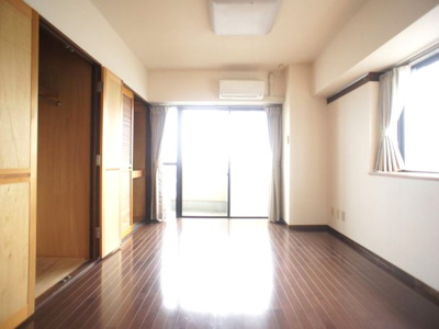 【居間・リビング】 | タワーレジデンシア鹿沼 | 使いやすいお部屋です♪