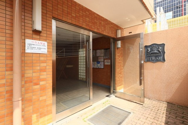 【エントランス】 | ホーユウコンフォルト白楽　Ａ棟