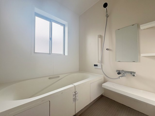 中古戸建・中古住宅　郡山市名倉　桜小学校・第三中学校の浴室