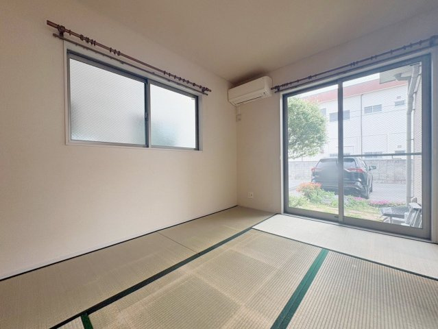 中古戸建・中古住宅　郡山市名倉　桜小学校・第三中学校の和室|6帖の和室は家族のくつろぎスペースや来客時にも役立つ、使い勝手の良い和の空間！