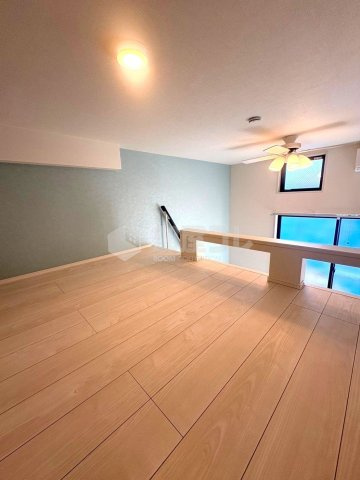 リベラルバード