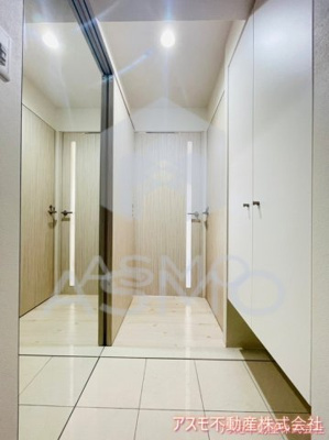 【玄関】 | W.O.B.KYOBASHI