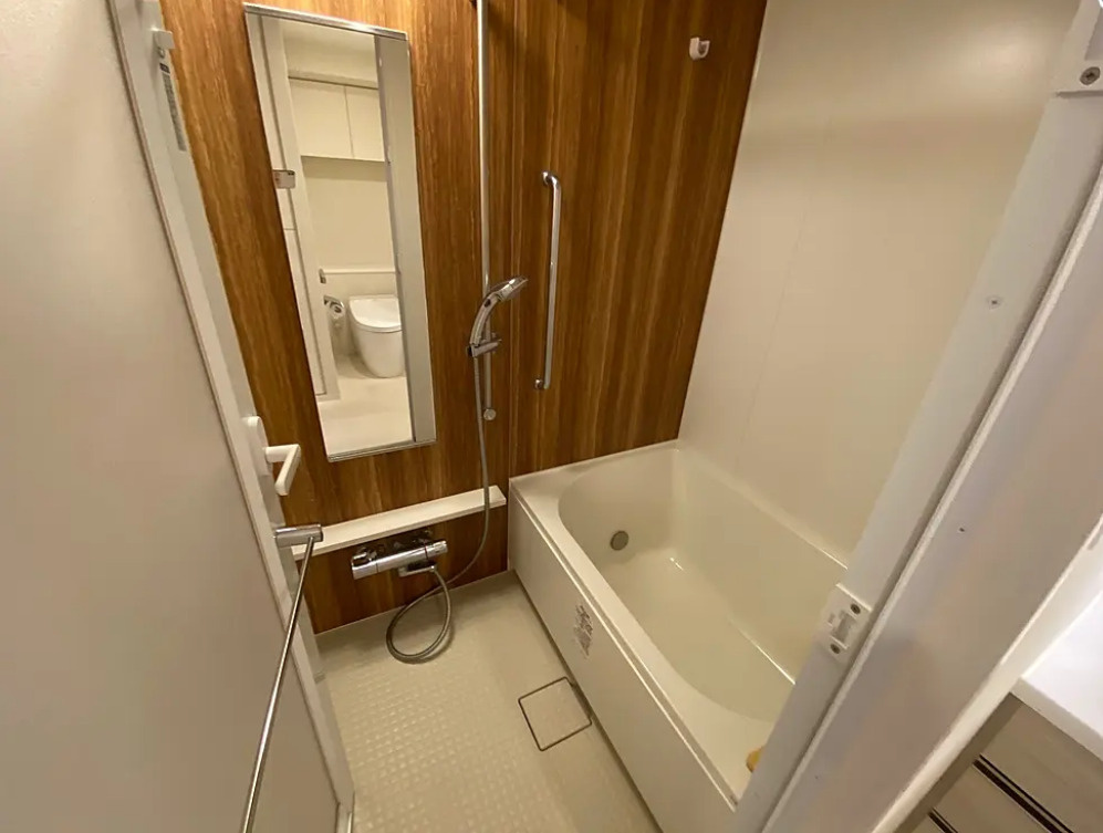 IBIS市ヶ谷の浴室|追い炊き、浴室乾燥機付きのお風呂
※別室参考