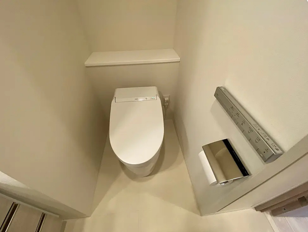 IBIS市ヶ谷のトイレ|広々トイレ
※別室参考