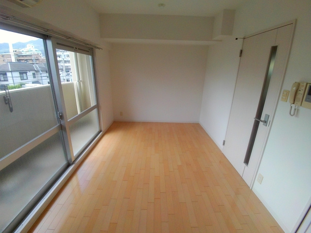 プライムライフ御影の洋室