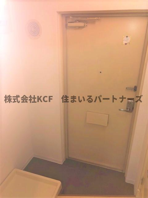エトランゼ宮本3の玄関|シンプルで使いやすい玄関です