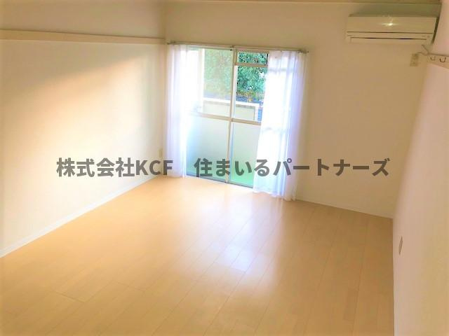 エトランゼ宮本3の洋室