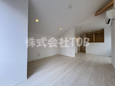 【居間・リビング】 | Kolet松原-コレット松原- | 2F　LDK17.1帖※クリーニング完了前※
