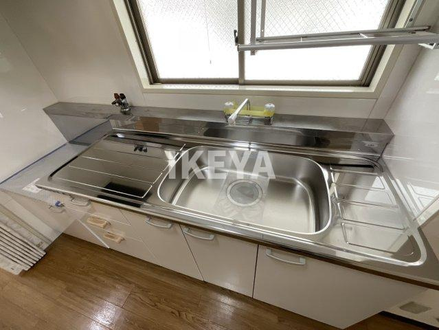 ラ・シェーリ北梅田のキッチン