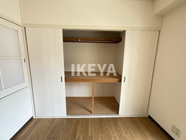 ラ・シェーリ北梅田の収納
