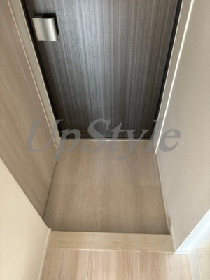 【玄関】 | エルフォルテ東日暮里