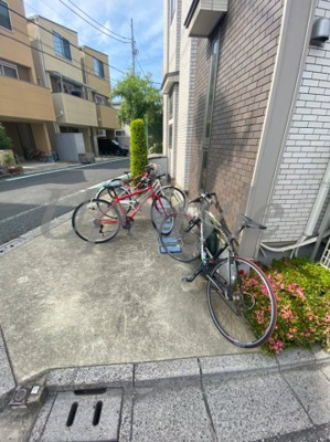 【エントランス】 | トラム・リビオン