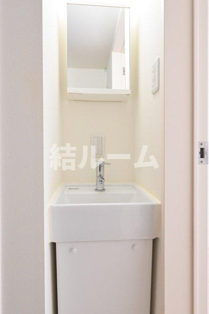 練馬区貫井１丁目のアパートの洗面所