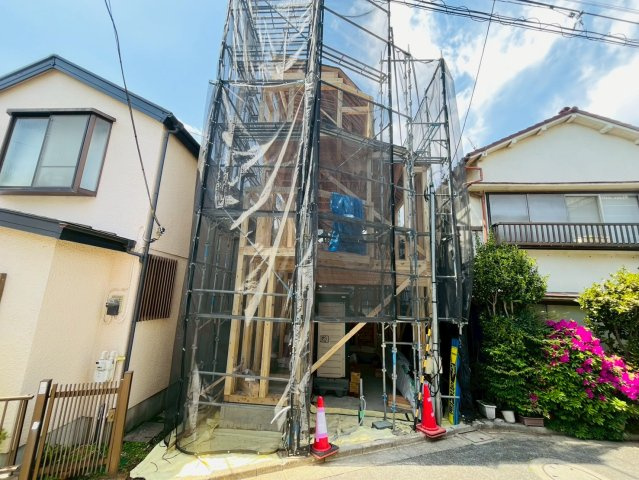 【外観】 | 練馬区旭町３丁目　新築戸建て | 建築中