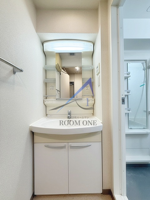 バンブー岩本町の洗面所|洗面台です。