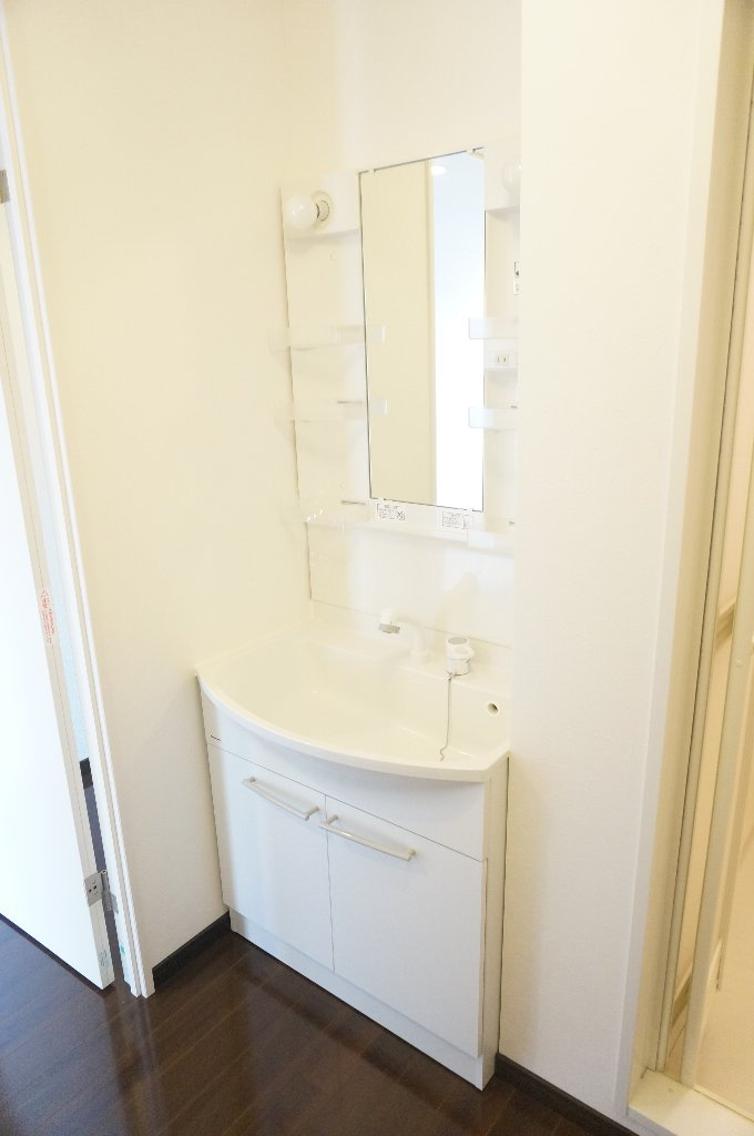 熊本市中央区水前寺１丁目の賃貸マンションの独立洗面台