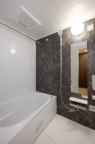 ＥＤＩＴ西池袋の浴室|※写真は同タイプ住戸です。