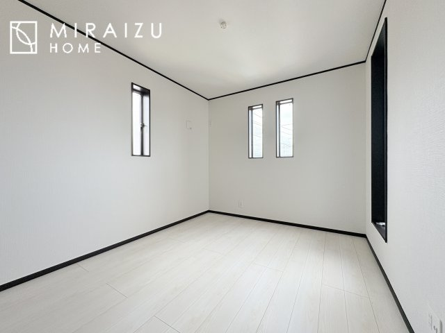 【寝室】 | 暮らしやすさを考えたプランで快適な現地ロケーションを実現。安らぎに満たされる、ゆとりのある日々を過ごせます♪