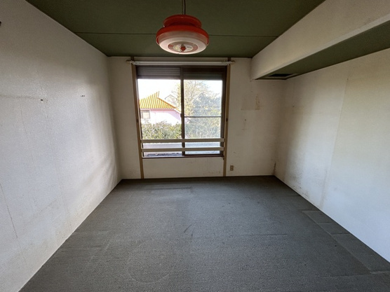 【洋室】 | 大室高原別荘地　戸建