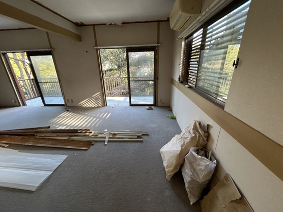 【居間・リビング】 | 大室高原別荘地　戸建