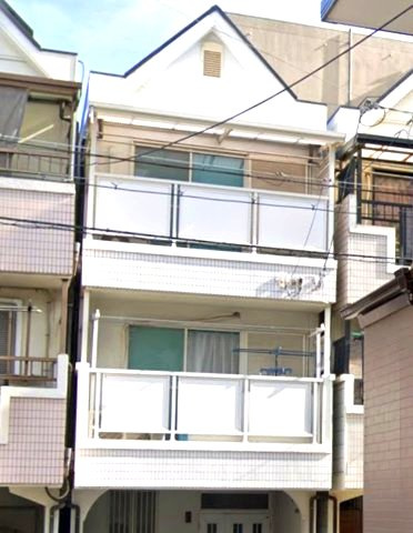 田中町4丁目の外観|JR線住吉駅・阪急線岡本駅が徒歩圏。将来のお子様の通学も視野に入れると各方面アクセスがいい住居は日々の生活を助けてくれますね。
