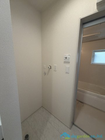 平塚市花水台　新築戸建　全1棟1号棟のランドリースペース