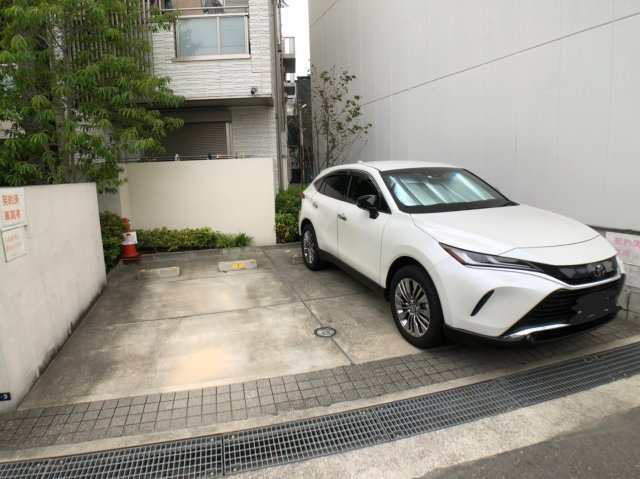 アミティ5の駐車場