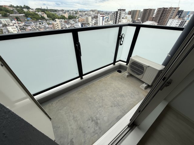 PARK HILLS 池田 Lienのバルコニー