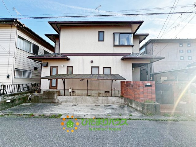 杉戸町杉戸　中古一戸建ての外観|陽当たりの良さが伝わってきますね。
