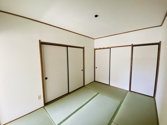 髙橋ハイツの和室