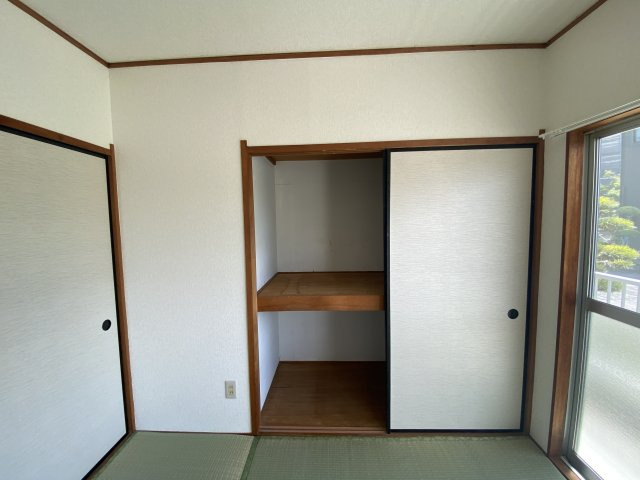 髙橋ハイツの収納