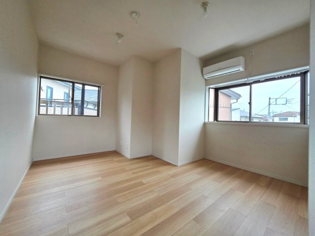 【洋室】 | 東元町一丁目戸建て