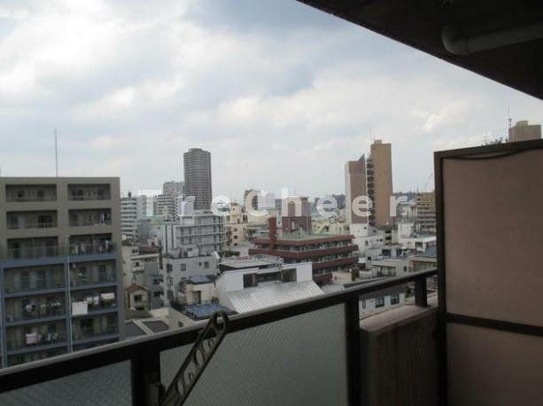 オークマンションのバルコニー