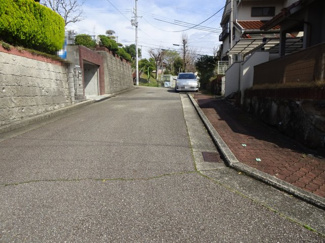 【前面道路含む現地写真】