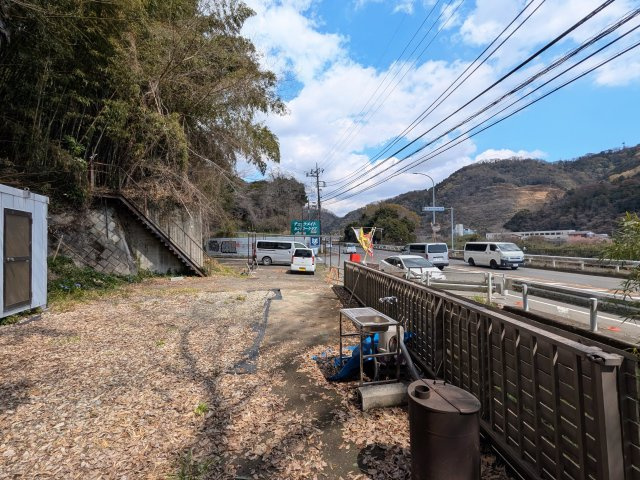 【外観】 | 松田町松田惣領　売地　■資材置場・駐車場■ | 市街化調整区域のため、閑静な環境です