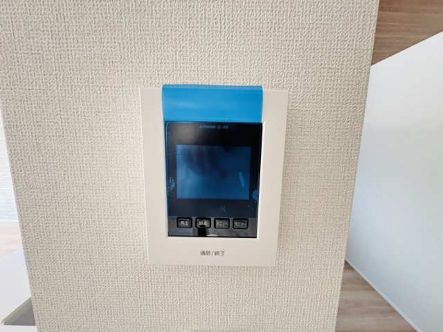 松戸市小山新築戸建【南部小学校：5分】のセキュリティ|来客時も安心のTVモニター付きインターフォン