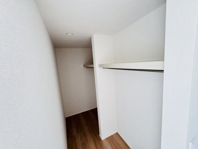 松戸市小山新築戸建【南部小学校：5分】の収納|7.75帖寝室・ウォークインクローゼット