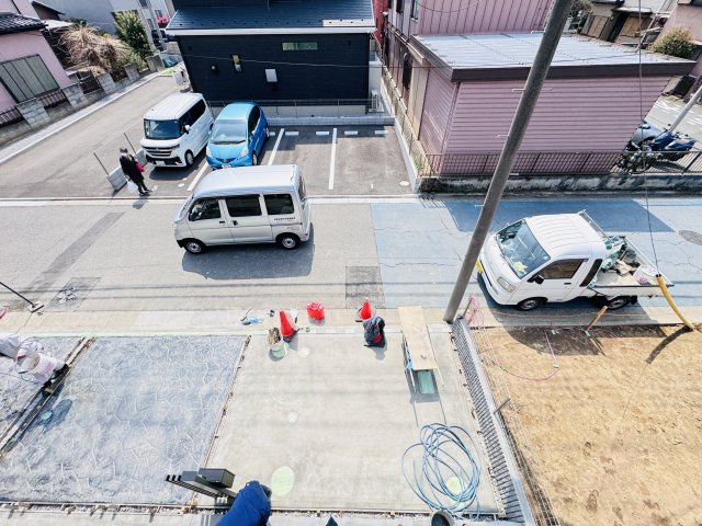 松戸市小山新築戸建【南部小学校：5分】の展望|バルコニーより道路側眺望・南西側道路で日当たり良好♪