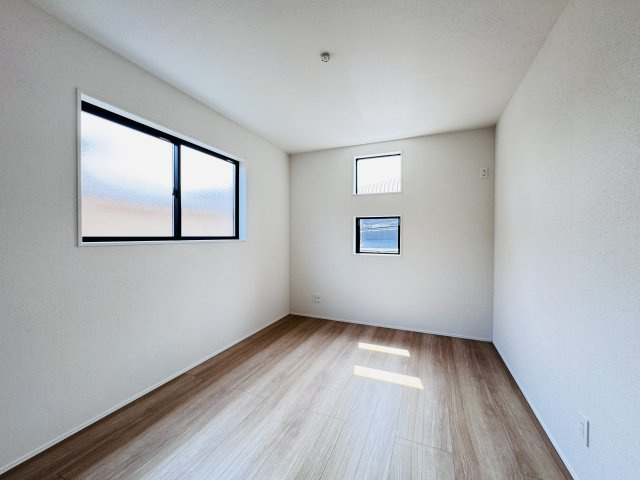 松戸市小山新築戸建【南部小学校：5分】の子供部屋|6帖洋室
