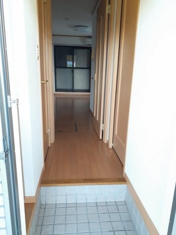 ベル・オトンヌの玄関