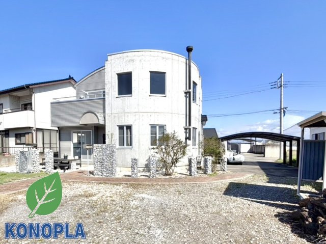 【中古戸建】伊勢崎市八斗島町の外観|■外観|シンプルで洗練されたデザインは住まう人の色に染まり、個性を映し出します♪本日見学可能(*＾＾*)