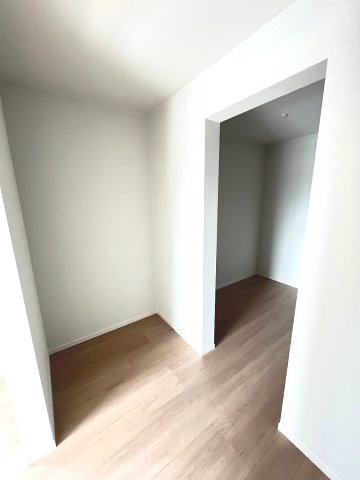 【収納】 | 糟屋郡久山町猪野4期　2号棟（全2棟）【仲介手数料無料・0円】 | 現地写真。ウォークインクローゼットです。